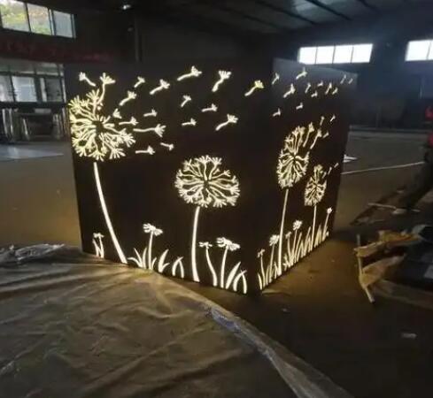 桑珠孜耐候钢灯箱